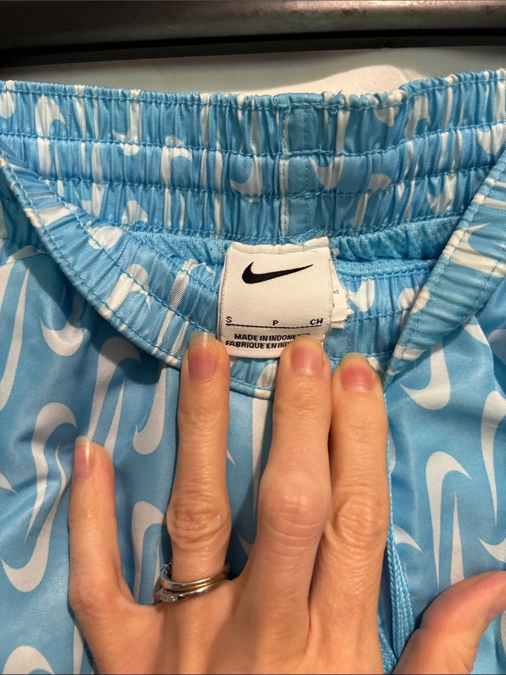 Nike Light Blue & White Check Print Swim/Athletic Shorts
